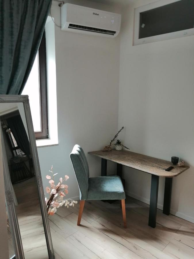 V Apartment Šibenik Extérieur photo